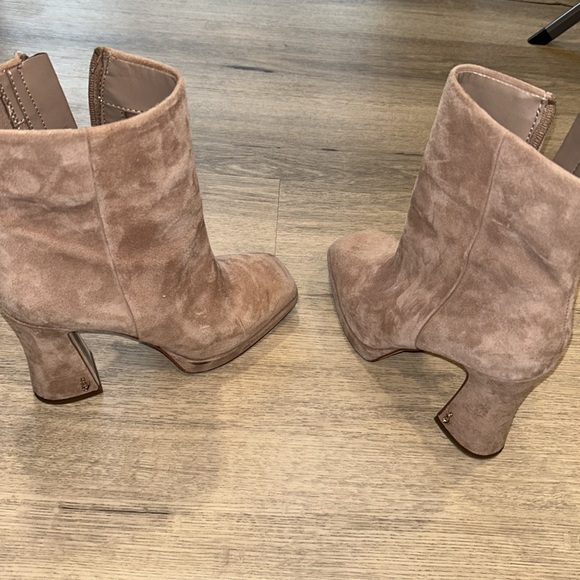 Sam Edelman Jaye square toe flare heel bootie - Picture 3 of 4